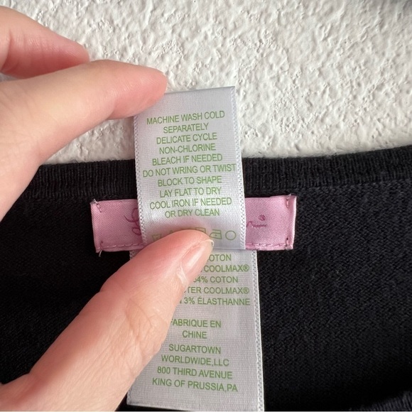 Lilly Pulitzer Navy Blue Fringe Hem Sweater Size S Gold Button Detail Preppy - Picture 6 of 7